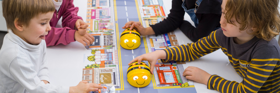 Estores TTS per a Bee-Bot Estores TTS per a Bee-Bot